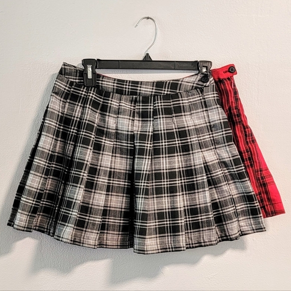 Forever 21 Dresses & Skirts - M Bundle Y2K Gothic Grunge Academia Schoolgirl Punk Fairycore Plaid Pleated Mini